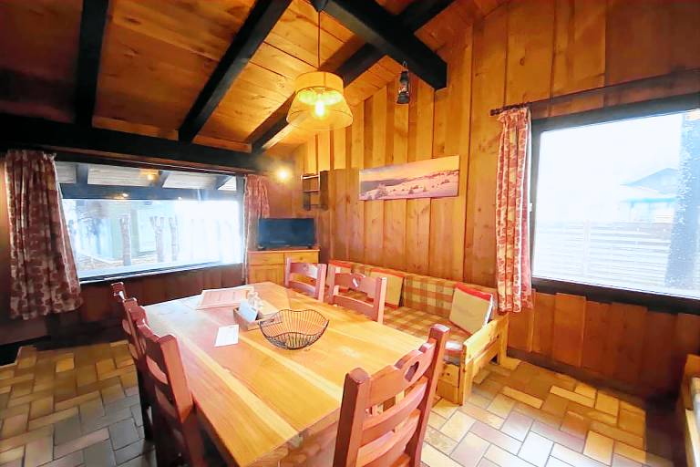 Apartment with BBQ, yard & terrace — photo 3