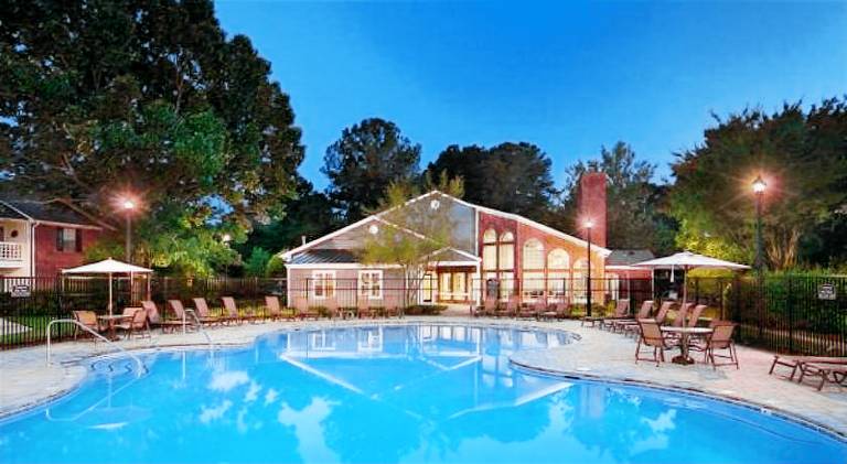 Apartment with pool | Pets allowed — photo 4