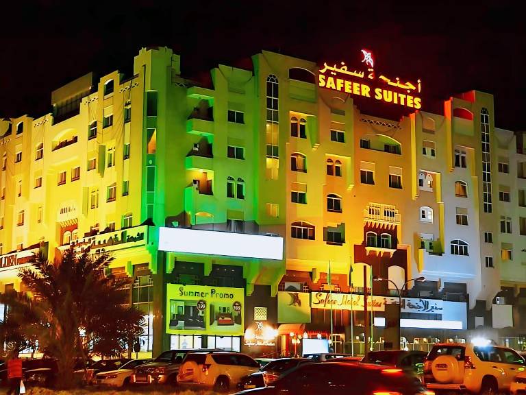 Safeer Hotel Suites