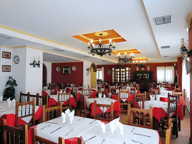 Hostal Altamira Guadalupe — photo 3