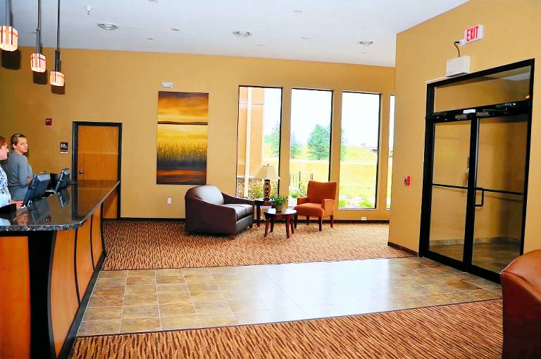 Cobblestone Inn & Suites - Newton — photo 4