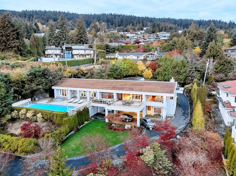 House West Vancouver