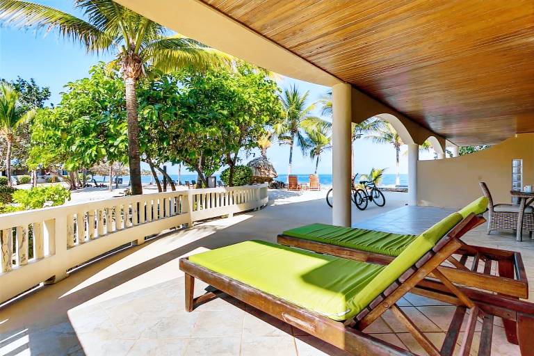 Villa Placencia