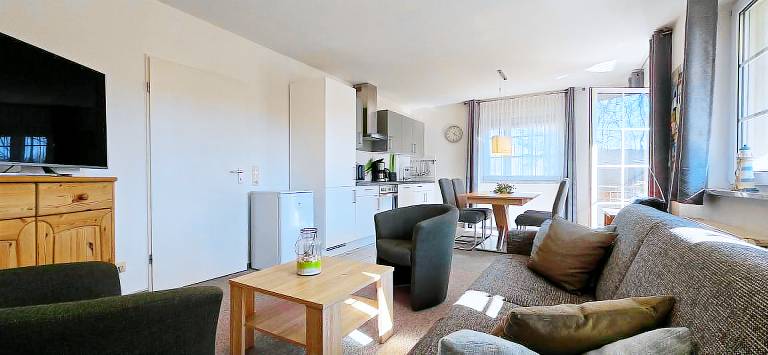 moderne strandnahe 3-Zimmer-Ferienwohnung für bis 5 Pers. mit WLAN — photo 4