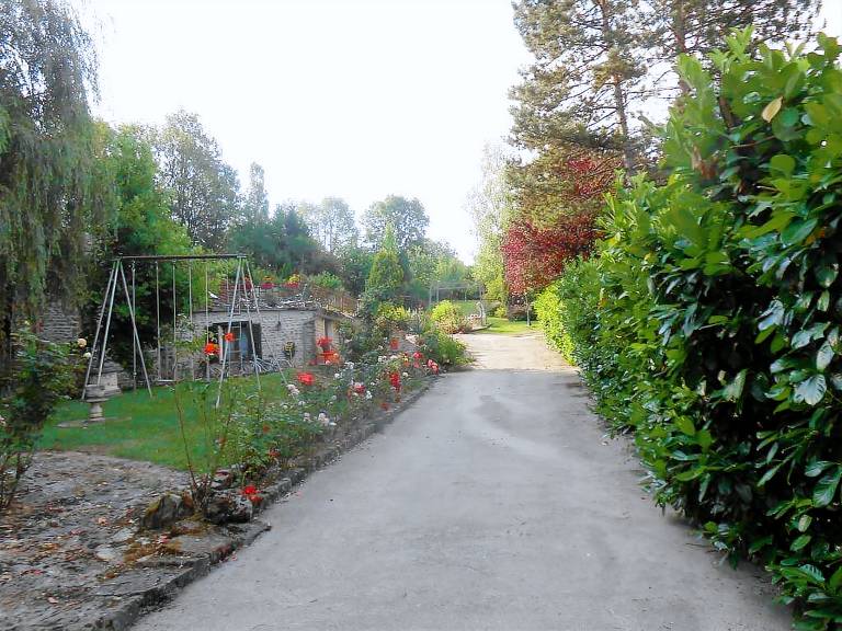 Vacation home with garden & BBQ | City view — photo 2