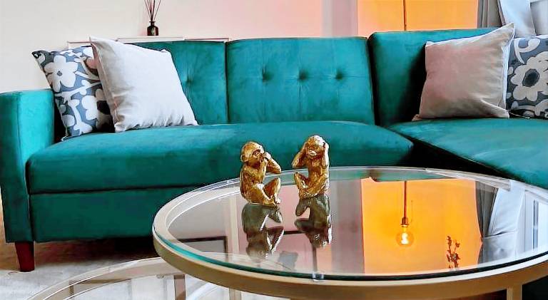Rental apartment with pool | Next to British Airways i360 in Brighton