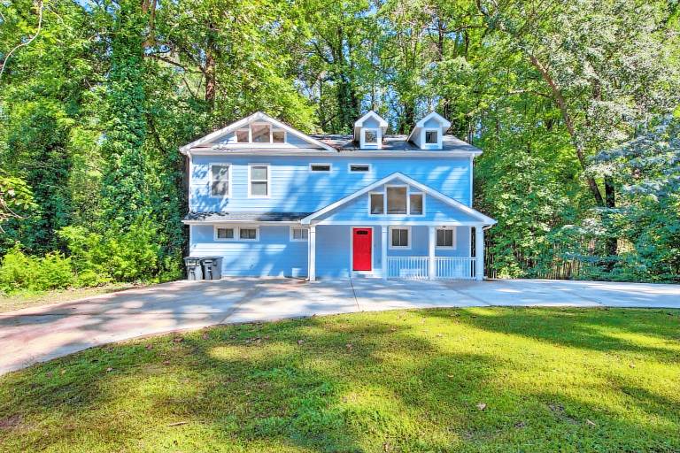 Stylish College Park Home w Private Garden