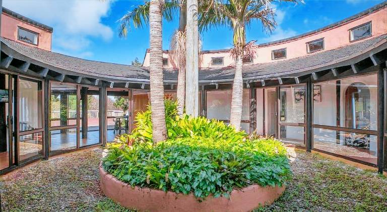 Cozy Family Life Style Villa — photo 5
