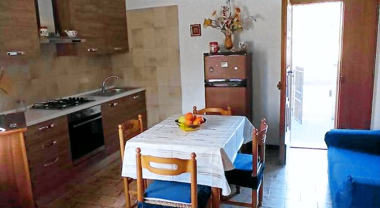 Apartment with 2 rooms for 4 persons — photo 2