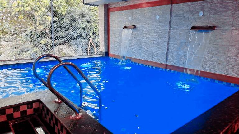 Hotel Buransh inn Ghugtani secret Waterfall Road — photo 3