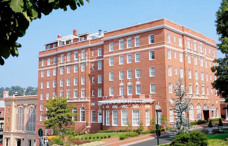 Hotel 24 South in Staunton, VA