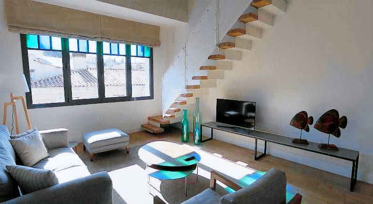 Children-friendly rental apartment with terrace | Close to Girona Cathedral | Pets allowed — photo 4