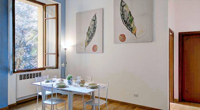 Rental apartment | Close to Two Towers — photo 4