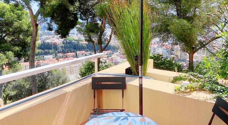 Chambre d hote avec clim terrasse et petit dejeuner Hauteurs de Nice — photo 4