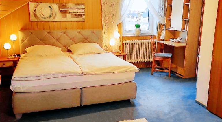 Bed & Breakfast Königsbrunn