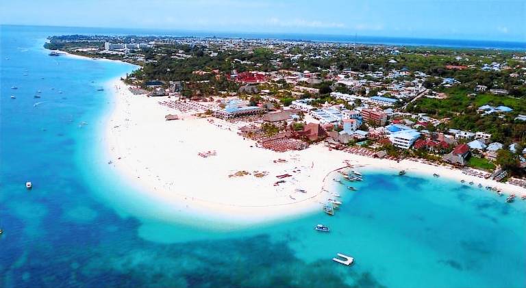 SunSeaBar Beach Resort in Nungwi