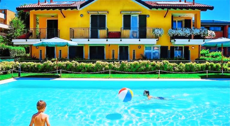 Apartment with pool | Dogs allowed in Varenna