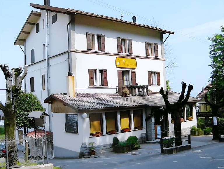 Albergo Ristorante Villa Svizzera in Lizzano in Belvedere