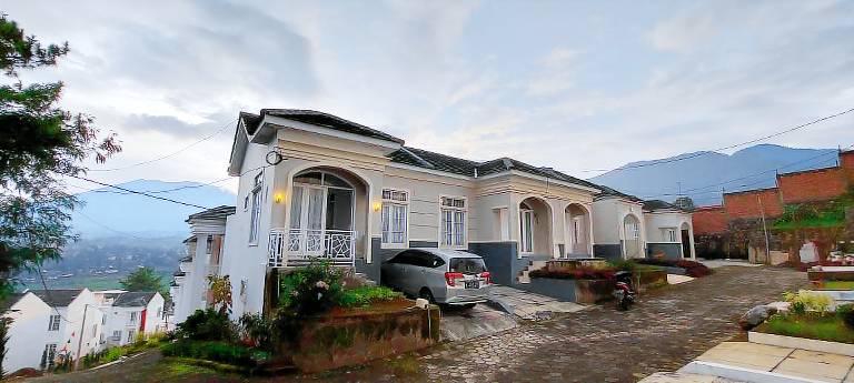 100 m² Villa