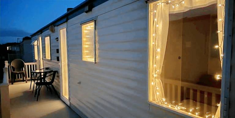 Cabin with barbeque & garden — photo 4