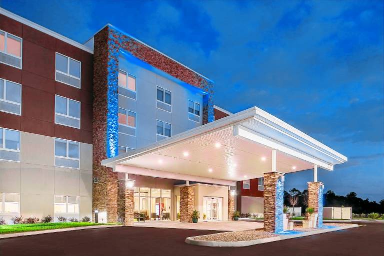 Holiday Inn Express & Suites West Melbourne By IHG