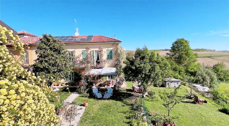 Family-friendly house with yard, jacuzzi & grill | Pet-friendly in Penango