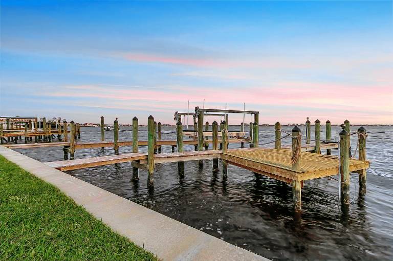 Stunning River View, Heated Pool & Spa - Million Dollar View - Roelens — photo 2