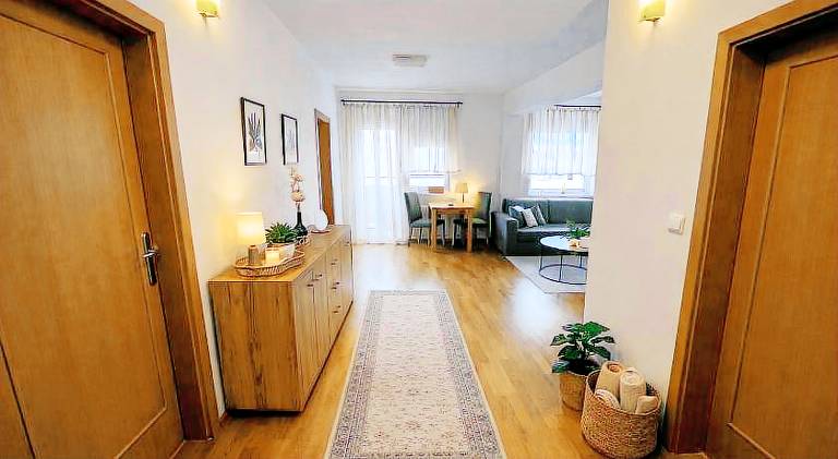 Holiday apartment with 3 rooms for 6 persons — photo 2