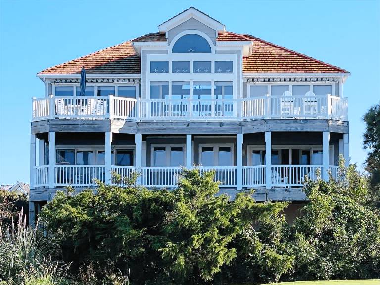 House Manteo