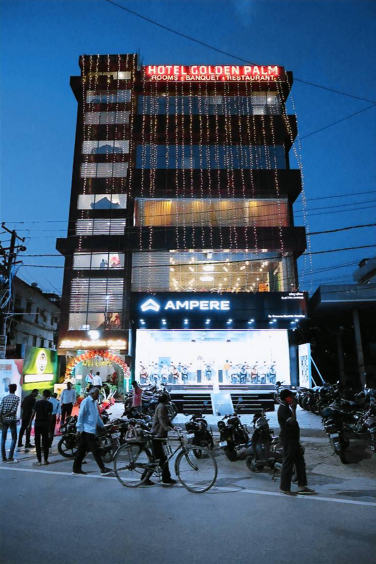 HOTEL GOLDEN PALM