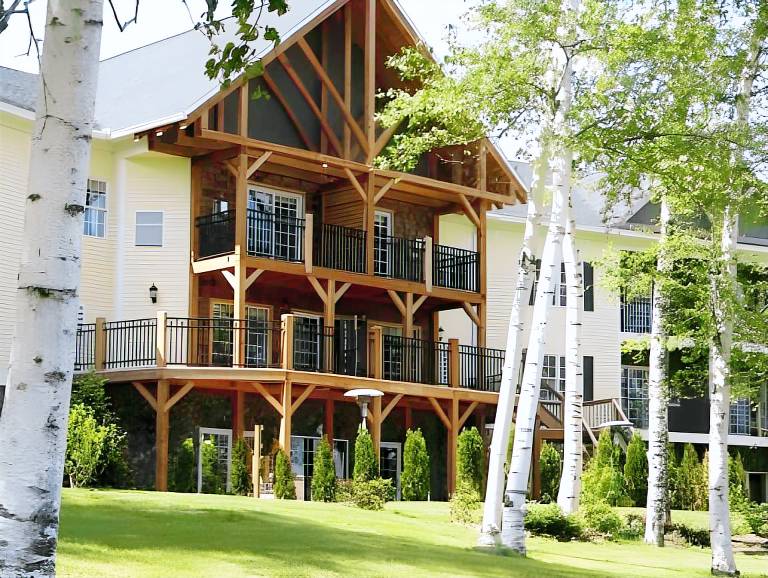 Mountain Edge Suites at Sunapee an Ascend Collection Hotel