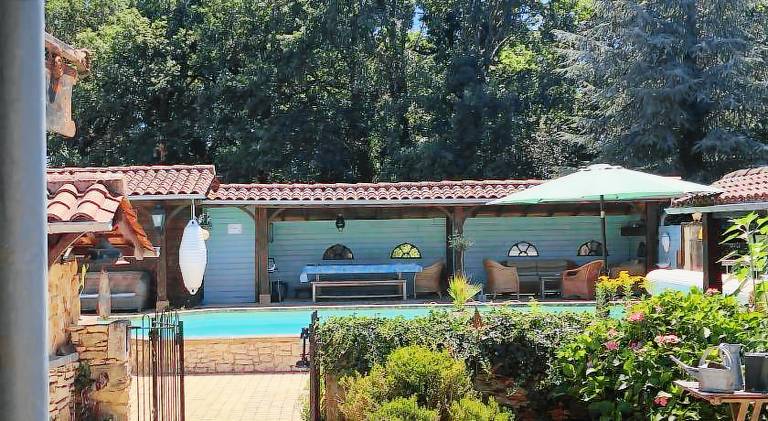 House with pool | Pet-friendly — photo 4