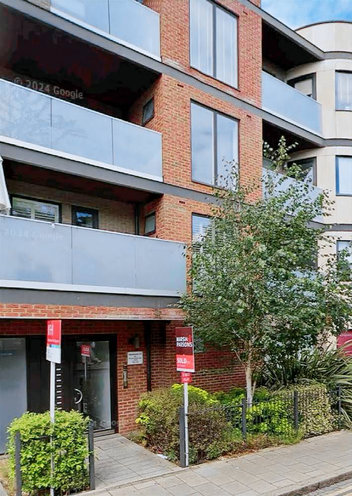 Apartment  London Borough of Lambeth