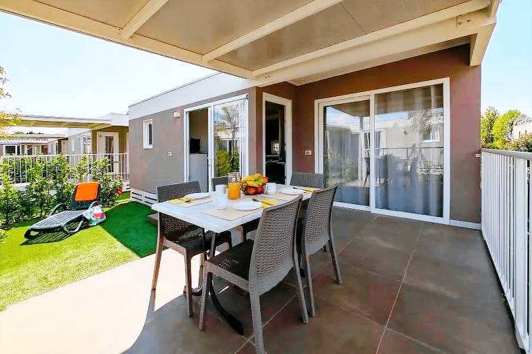 Mobile home with sauna, pool & terrace — photo 3