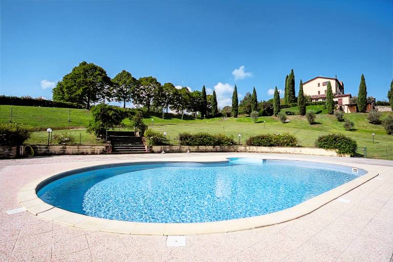 Villa with patio, private pool & garden — photo 3