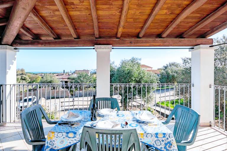 Vacation home with patio | Garden view in Bari Sardo