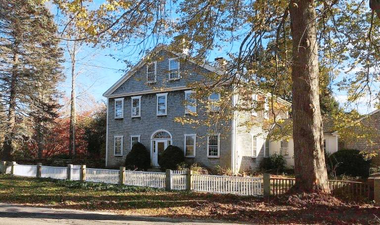 House Little Compton