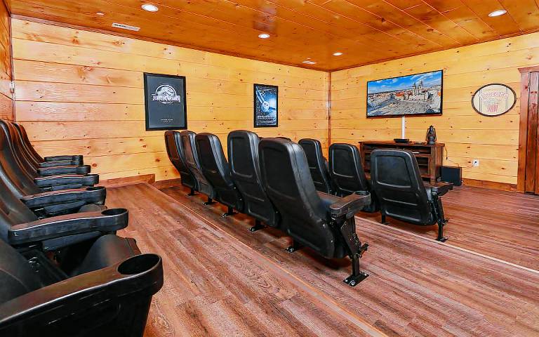 Mountview Paradise - Pool, Mountain View & Games! — photo 3