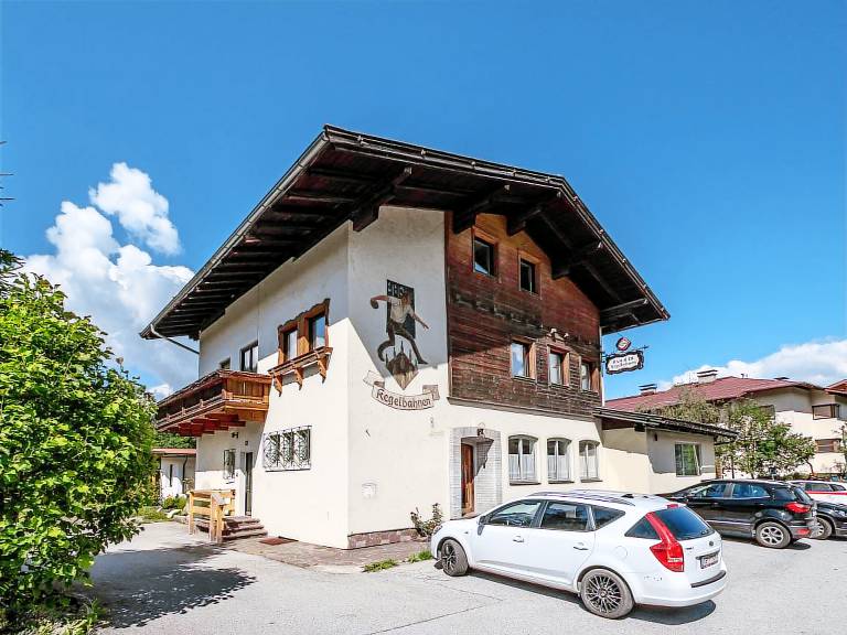 Chalet with grill & patio in Kitzbuhel