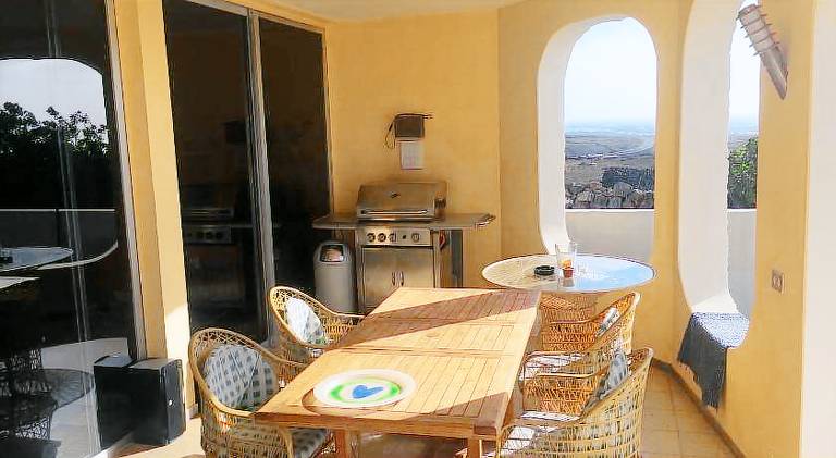 Ample house with pool & jacuzzi | Pets allowed — photo 4