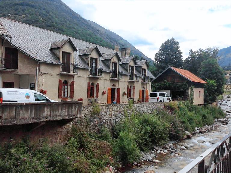 Gîte Esquièze-Sère