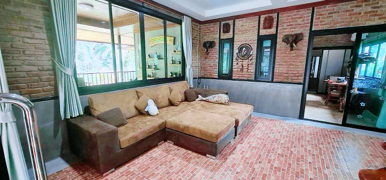 House with garden | Garden view in Krabi