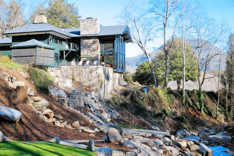 House Lake Lure