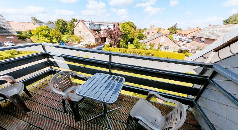 Holiday apartment with patio — photo 5
