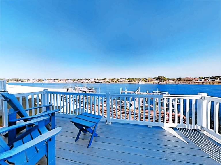 Banana Bay Townhome 13900
