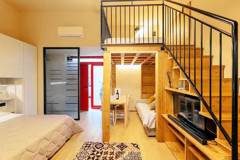 Holiday apartment with patio — photo 5