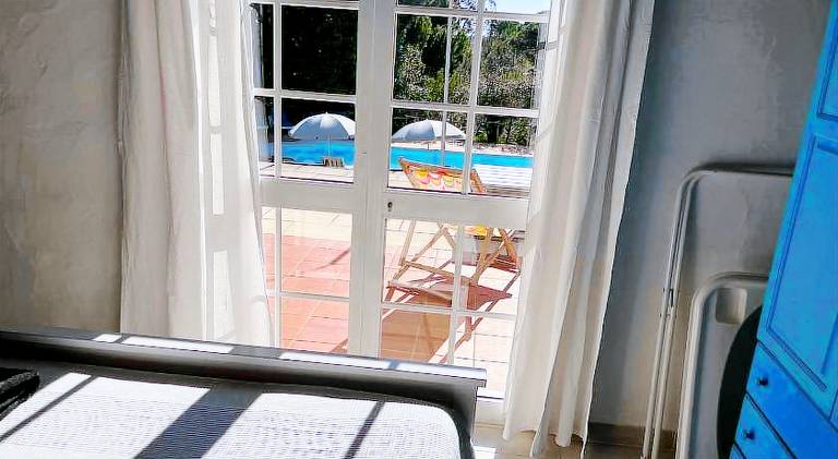 Fully equipped big house with private pool, patio & yard | Pets allowed — photo 4