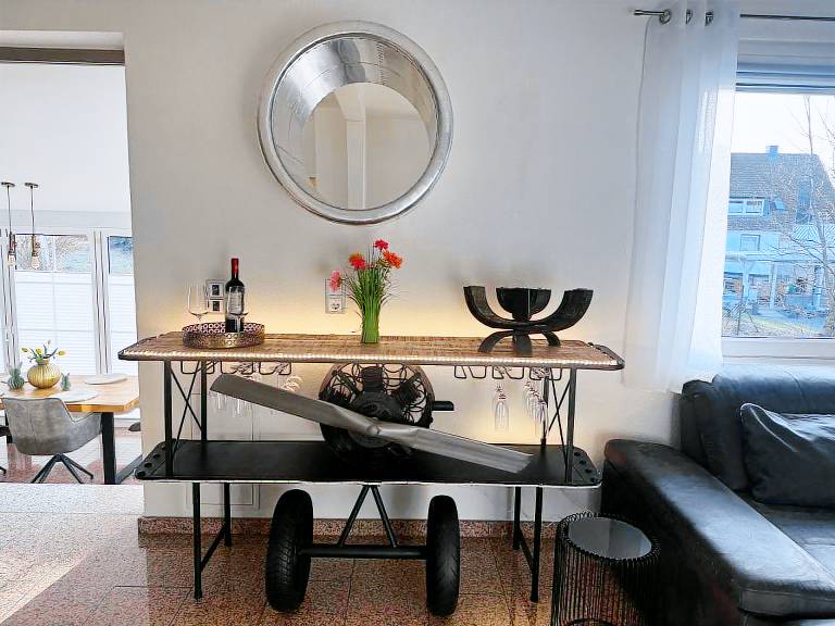 Child-friendly beautiful holiday apartment with patio & yard | Garden view | Pet-friendly — photo 4