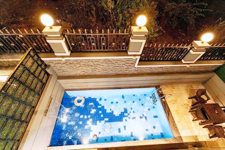 Luxury 3.5BHK Villa With Pool & Hot Jacuzzi — photo 4