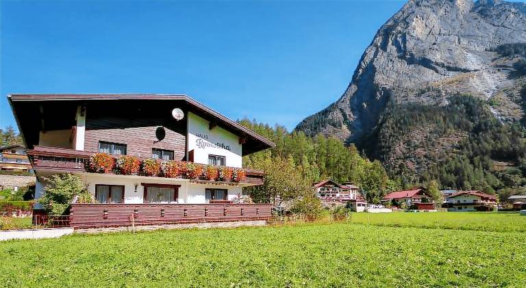Biancas Ferienwohnung im Haus Roswitha in Oetz